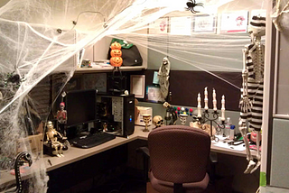 Spookifying Workspaces: Rightsize Facility’s Ghoulish Guide to a Haunted Office Overhaul