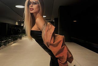 Who is Serena Novikov Model ?