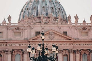 Aura Reading Benedict, the Pope Who Resigned