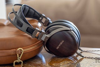 SIVGA Peng Review: Warm, Bassy, and Classy