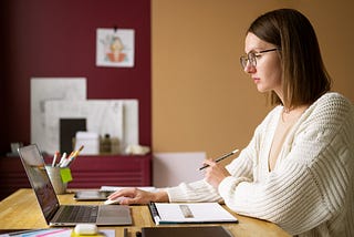 Top Tips from Book Writing Experts to Craft Your Manuscript
