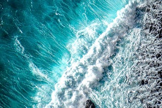 The Future of Ocean-Based Renewable Energy: How Offshore Wind and Tidal Power Are Changing the Game