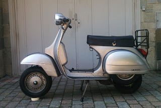 Ode alla Vespa.