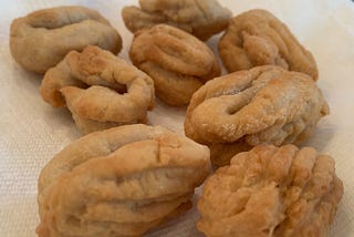 The Best Honey Cookie Recipe From Lorena Petani | Oye! Times