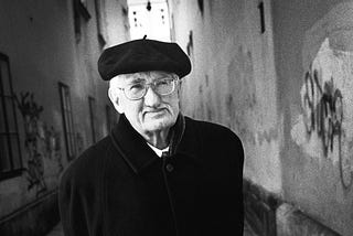 Habermas dan Krisis Legitimasi