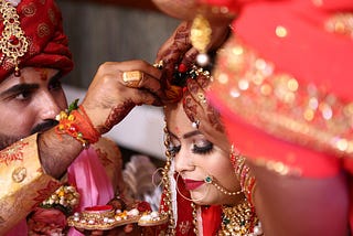 When Brides Dance: A Modern Twist to Hindu Weddings