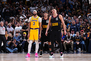 Lakers blow 20-point lead in Game 2 loss to Nuggets