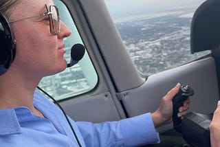 Navigating the Skies: The Intersection of Neuroscience and Coaching in Aviation