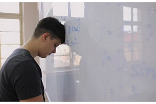 I HAVE A MATH PROBLEM USTA BOARD. By Javier Palenque