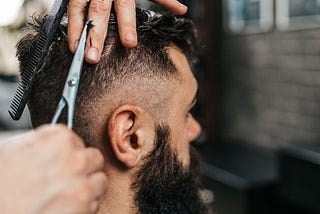 How Do Barber Shops Maintain the Latest Grooming Trends?
