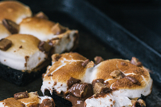 Peanut Butter Cup S’moreo Bars