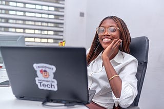 7 TECH ROLES THAT DO NOT REQUIRE CODING.