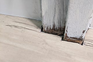 How to hide those gaps between your floors and your trim