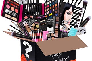 EXCLUSIVE - All in One Makeup Bundle - Includes Pro Makeup Brush Set, Eyeshadow Palette,Makeup Set…
