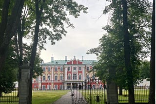 Exploring Tallinn — Kadriorg Park