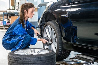 If Your Tyre Needs Fitting Assistance, Call Experts Now