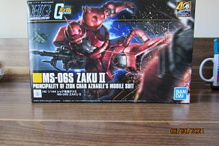 Gundam Char Aznable Zaku II 1/144th scale figure review