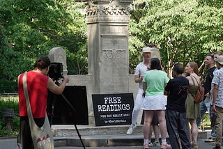 World Famous Artist’s PopUp In The Park “Free Readings — Who You Really Are” — New Yorkers Lining…