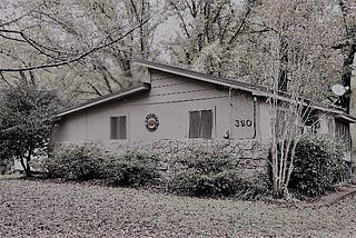 A photo of a small cabin retreat in rural Arkansas.