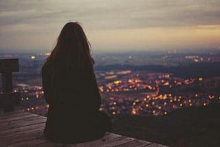 A Guide for Single Man on Where to Meet Women & Date Gilrs