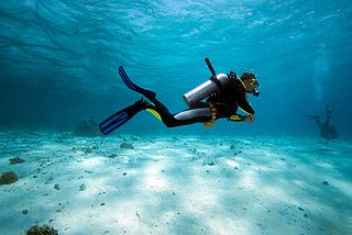 Learn 5 Scuba Diving Fin Kicks to Master Finning Techniques