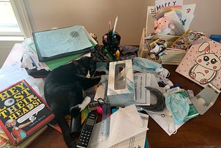 Does Having a Messy Desk Make You More or Less Creative?