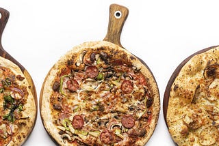 Five Reasons To Serve Wood-Fired Pizzas At Your Party