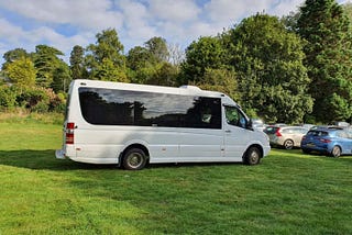 Seamless Travel: Why You Should Hire a Minibus in London, UK