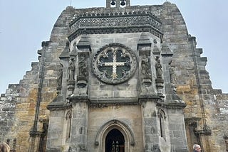 Scotland — Part 3. Rosslyn Chapel and a 23-year-old movie.