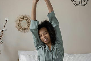 How to Wake Up at 4 A.M. and Take Over Your Day
