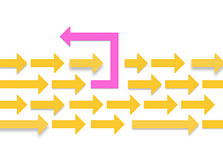 A group of yellow arrows all going to the right, one pink arrow turning around and going left.