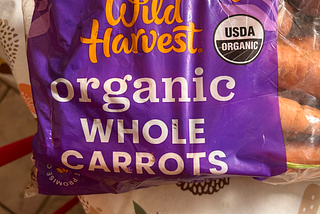 Organic WHOLE Carrots