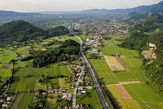 Interpellation sur le système territorial français