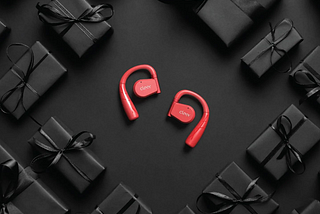 10 Must-Have Tech Gifts: Your Ultimate Holiday Season Wishlist Guide