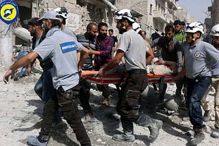 ¿Apoyando a Occidente? No, los Cascos Blancos de Siria están para salvar vidas