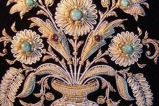 What Makes Zardozi Embroidery So Expensive?
