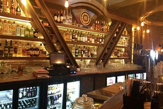 Top 10 Bar Design Trends for 2025 You Can’t Miss