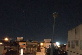 A luminária de estimação.