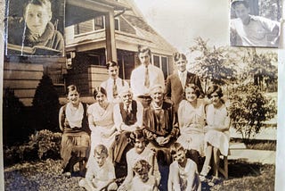 Photograph of my father’s family with Mammanonna and Pappanonno at the cen