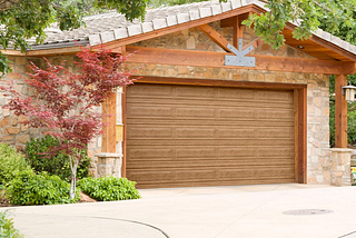 Reliable and Efficient Garage Door Service: Keeping Your Home Safe and Secure