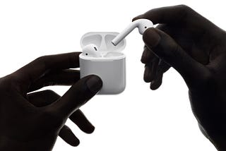 Rumor: Apple developing new AirPods with “Hey Siri” and water resistance