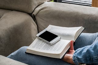 How I got rid of Mobile and got addicted to Books