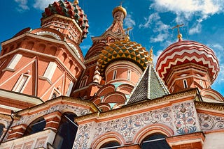 Elitist and Egalitarian Traps for Russia’s Future