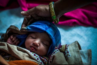 The Tiny Bracelet That Saves Newborns From Hypothermia