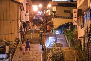 Especially at night, the stairs that lead through the center of Ikaho Onsen are incredibly charming. On either side of the steps, you’ll find traditional Japanese inns as well as restaurants offering local specialities like Gunma’s Ikaho Udon — a regional noodle dish.