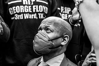 Police Departments Hate to See This Lawyer Coming