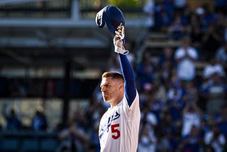 Freeman enters history books, but Dodgers fall short of sweep in extras
