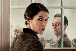 Claire Danes and Matthew Rhys in The Beast in Me | Credit: Netflix