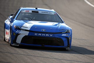 Hamlin Fastest at Chicagoland Speedway; Larson shares front row for eero 400