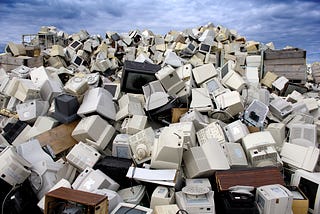 A New Zealand Startup Is Using Microbes to Suck Solid Gold Out of E-Waste